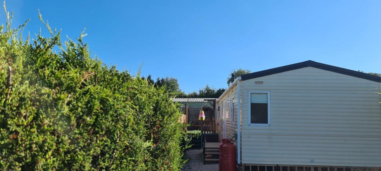 Palm 1 Park Home With Hot Tub Swanage Exterior foto